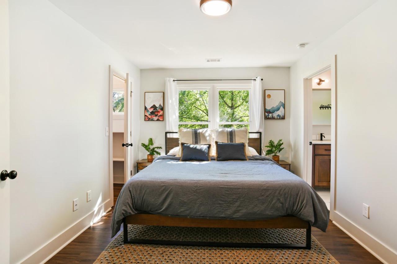 Sun Lit Modern Home With Good Vibes And Lots Of Coffee - Designedbydom Atlanta Exteriör bild