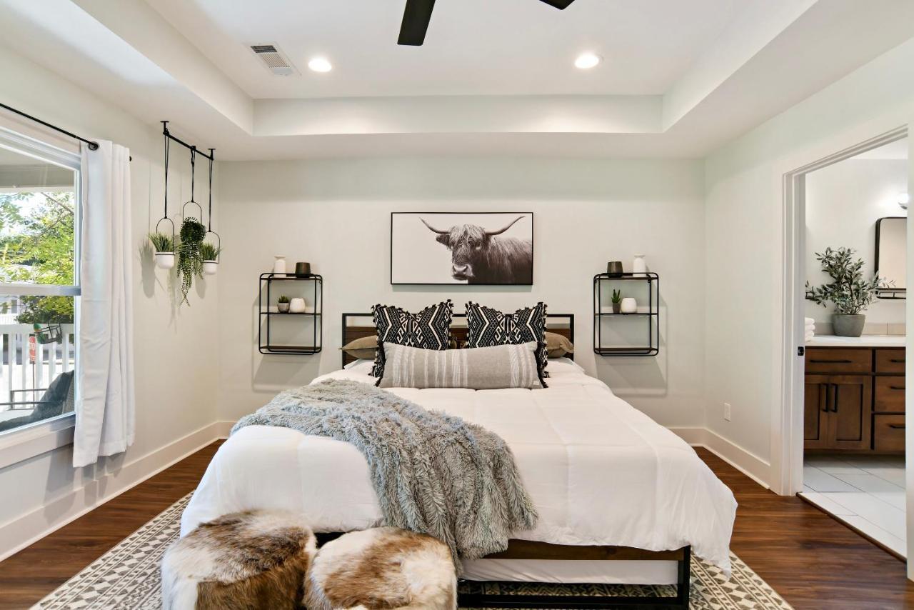 Sun Lit Modern Home With Good Vibes And Lots Of Coffee - Designedbydom Atlanta Exteriör bild