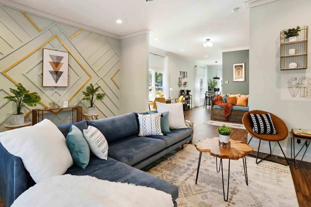 Sun Lit Modern Home With Good Vibes And Lots Of Coffee - Designedbydom Atlanta Exteriör bild